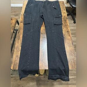 Fashion Nova Mens Cargo Jeans… size 40